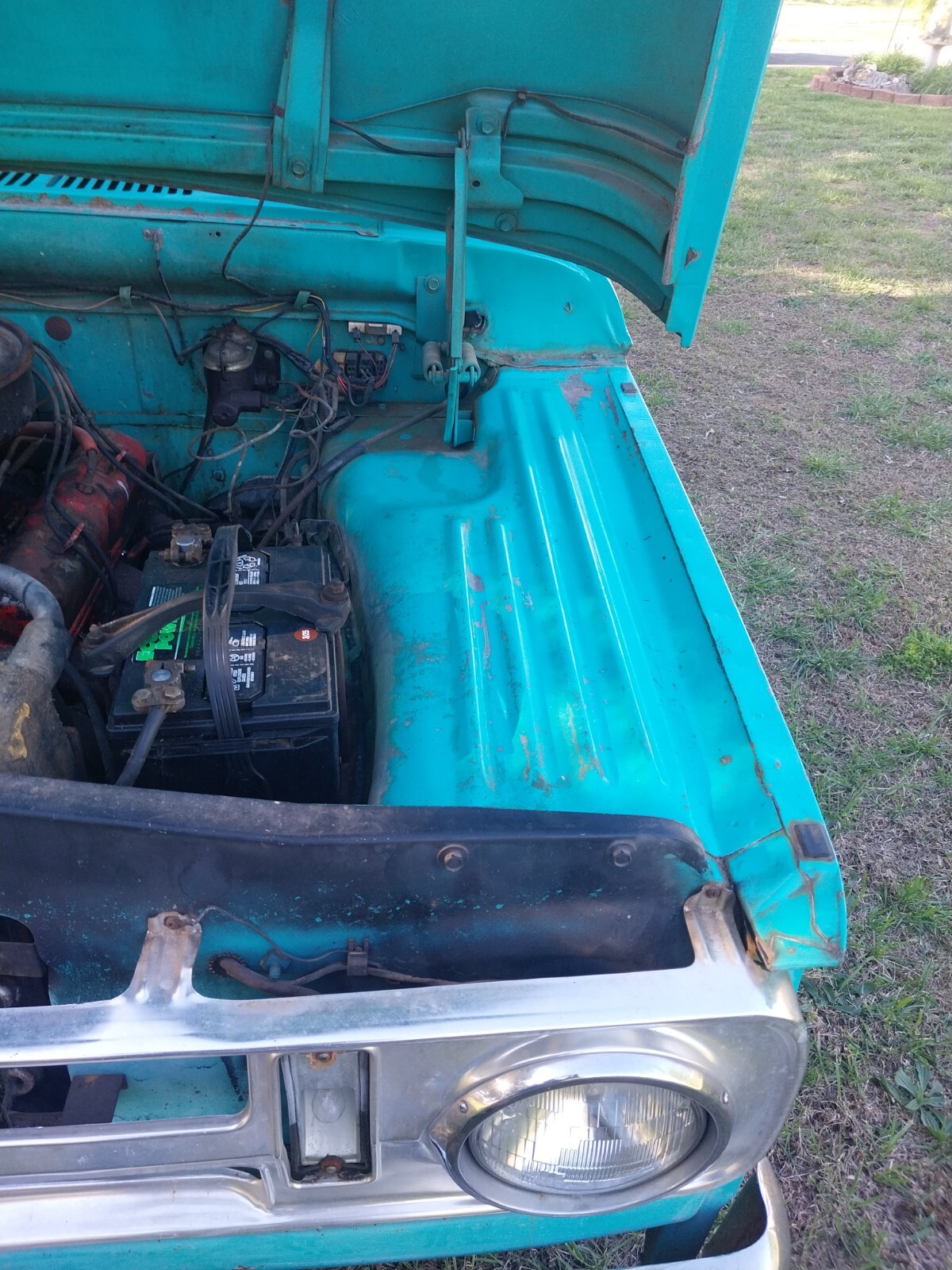 Dodge-D100-1969-Standard-Cab-Pickup