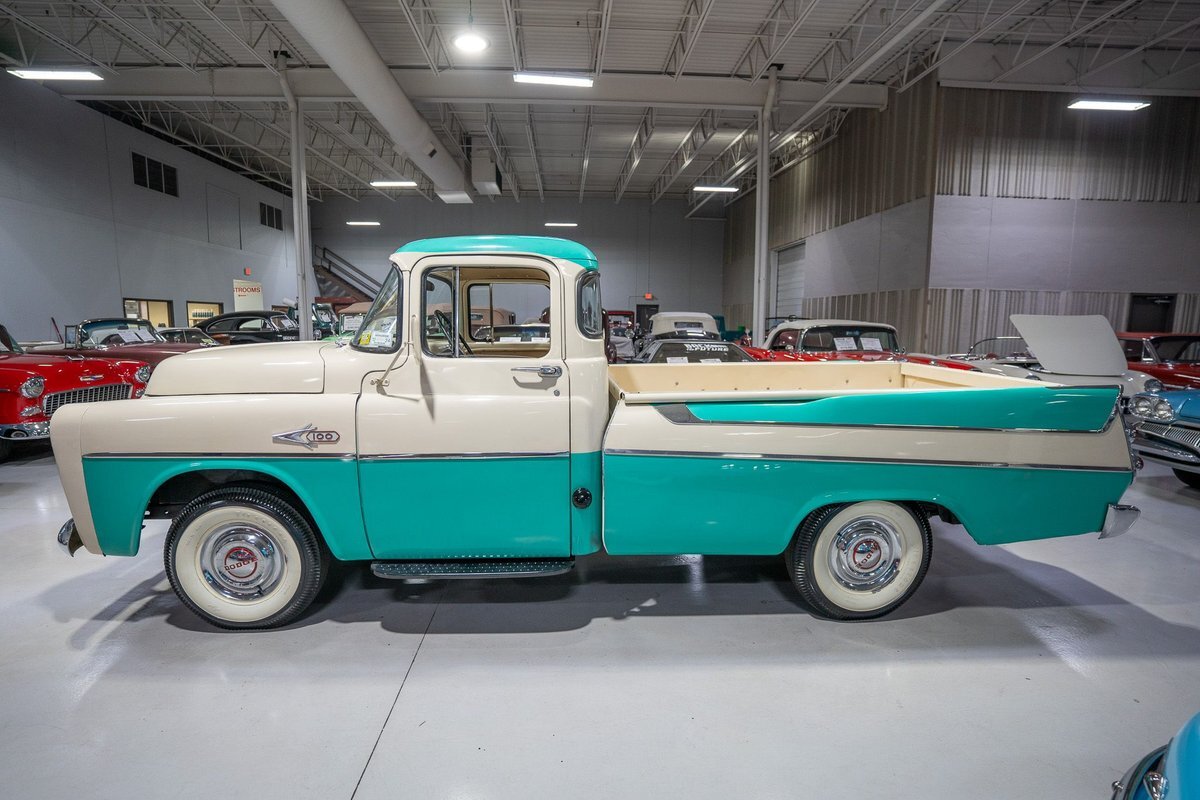 Dodge-D100-Sweptside-Pickup-1957-Pickup-Truck-19