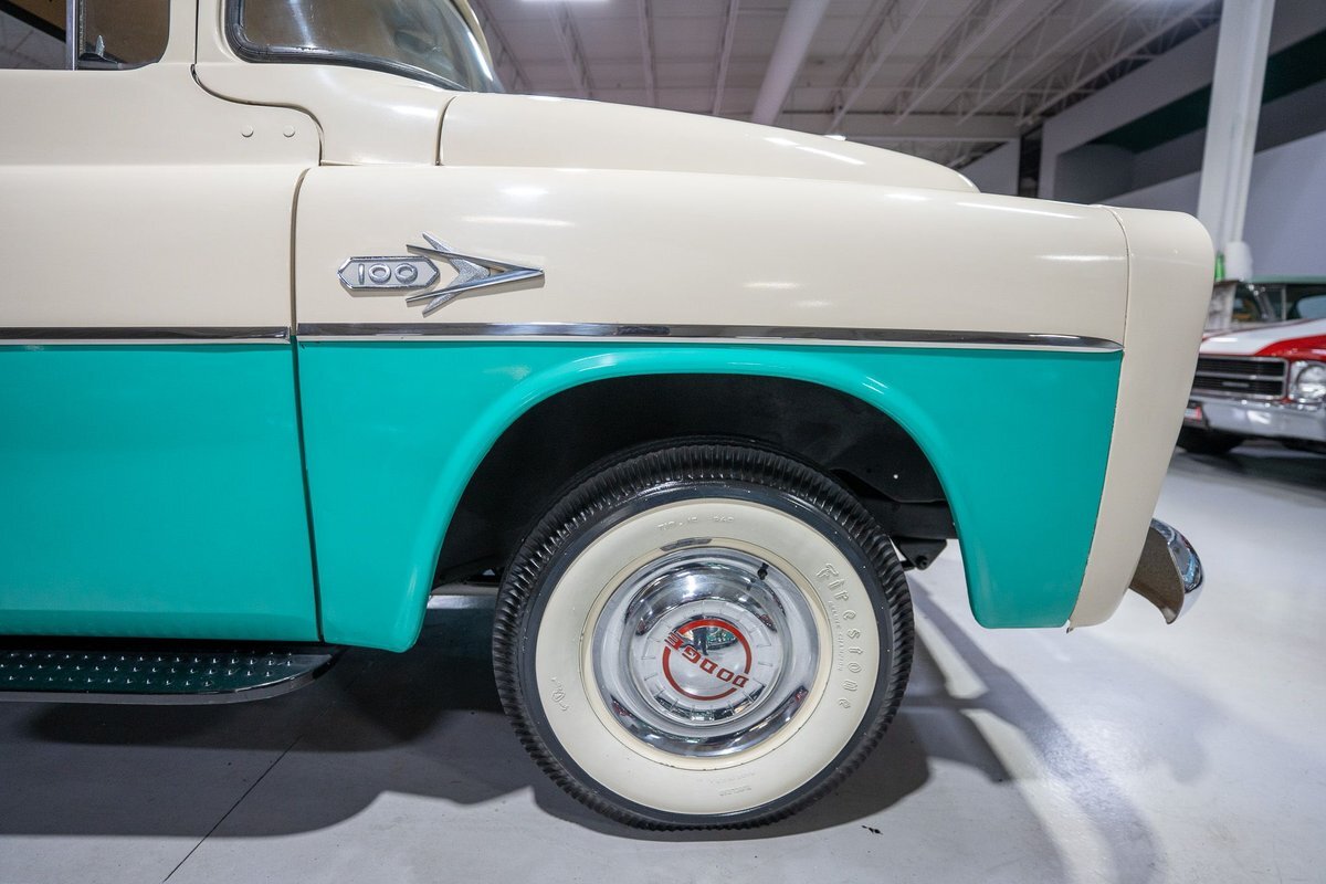 Dodge-D100-Sweptside-Pickup-1957-Pickup-Truck-26