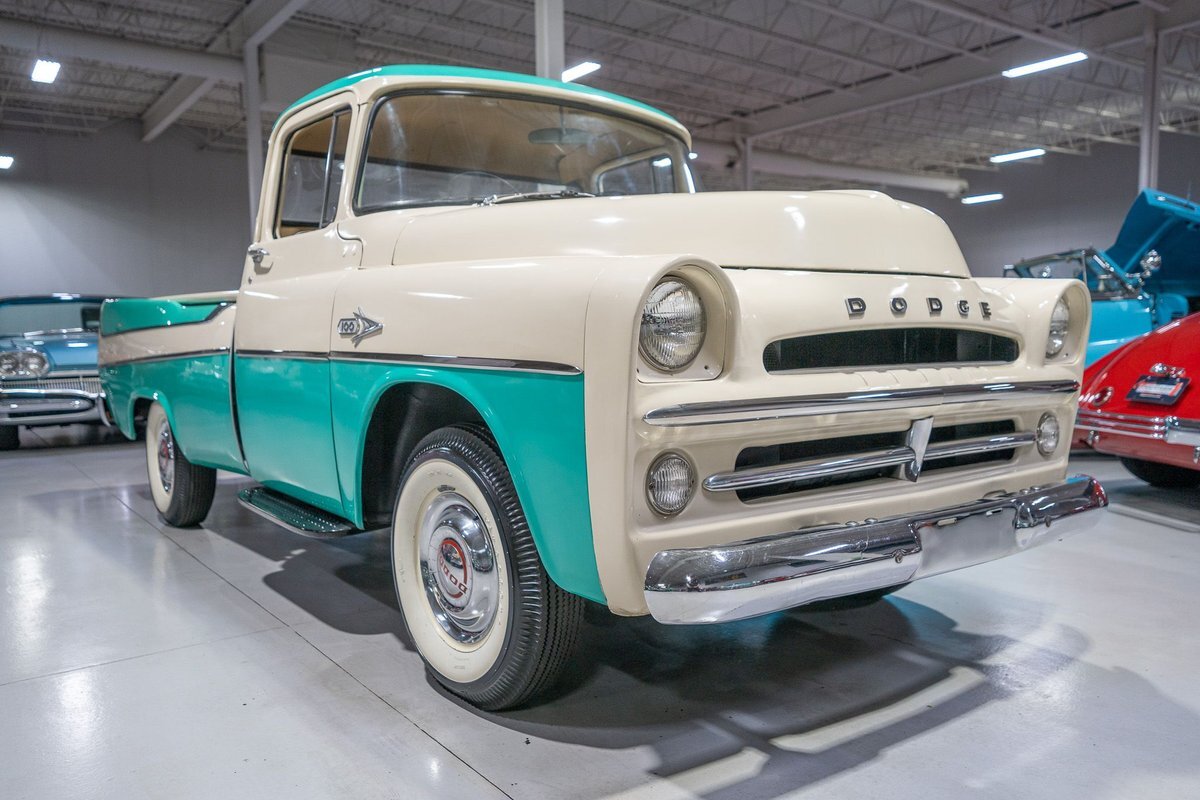 Dodge-D100-Sweptside-Pickup-1957-Pickup-Truck-30