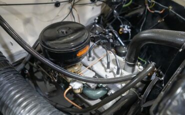 Dodge-D100-Sweptside-Pickup-1957-Pickup-Truck-33