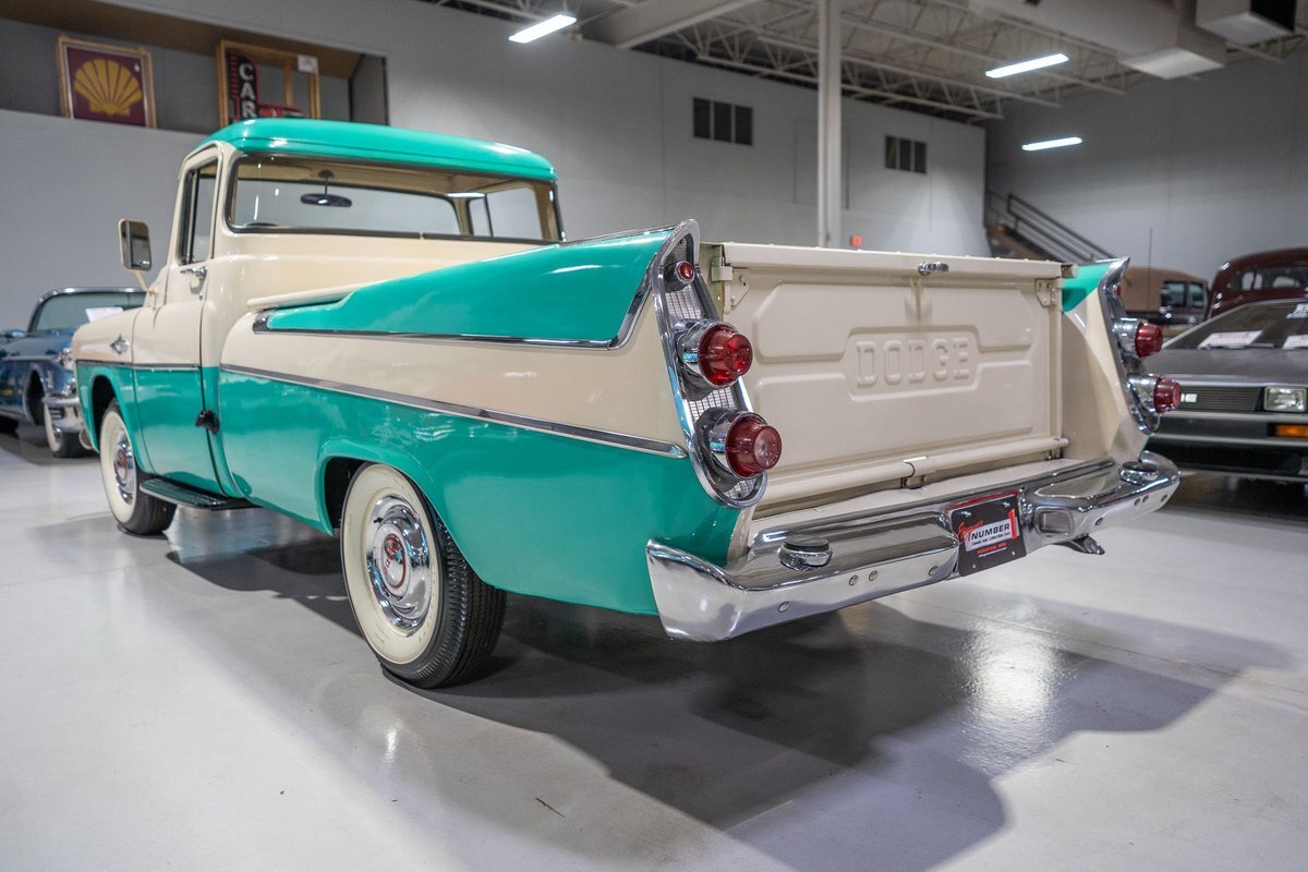 Dodge-D100-Sweptside-Pickup-1957-Pickup-Truck-36