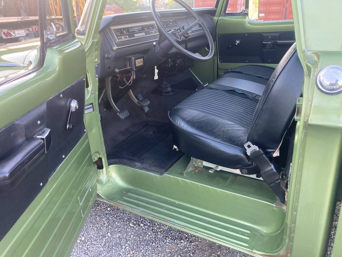 Dodge-D200-1971-green-11