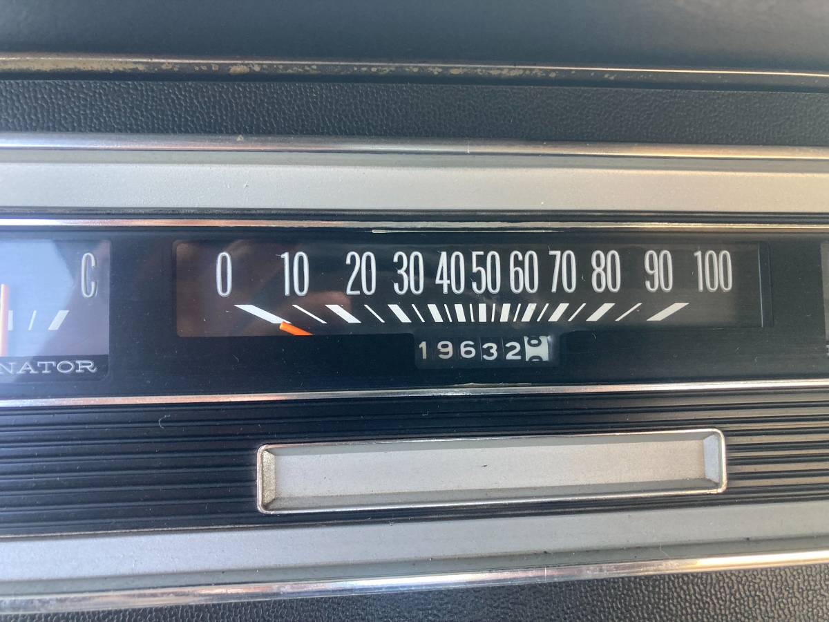 Dodge-D200-1971-green-12