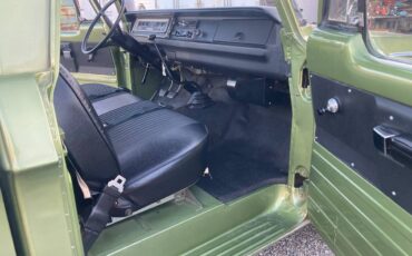 Dodge-D200-1971-green-14