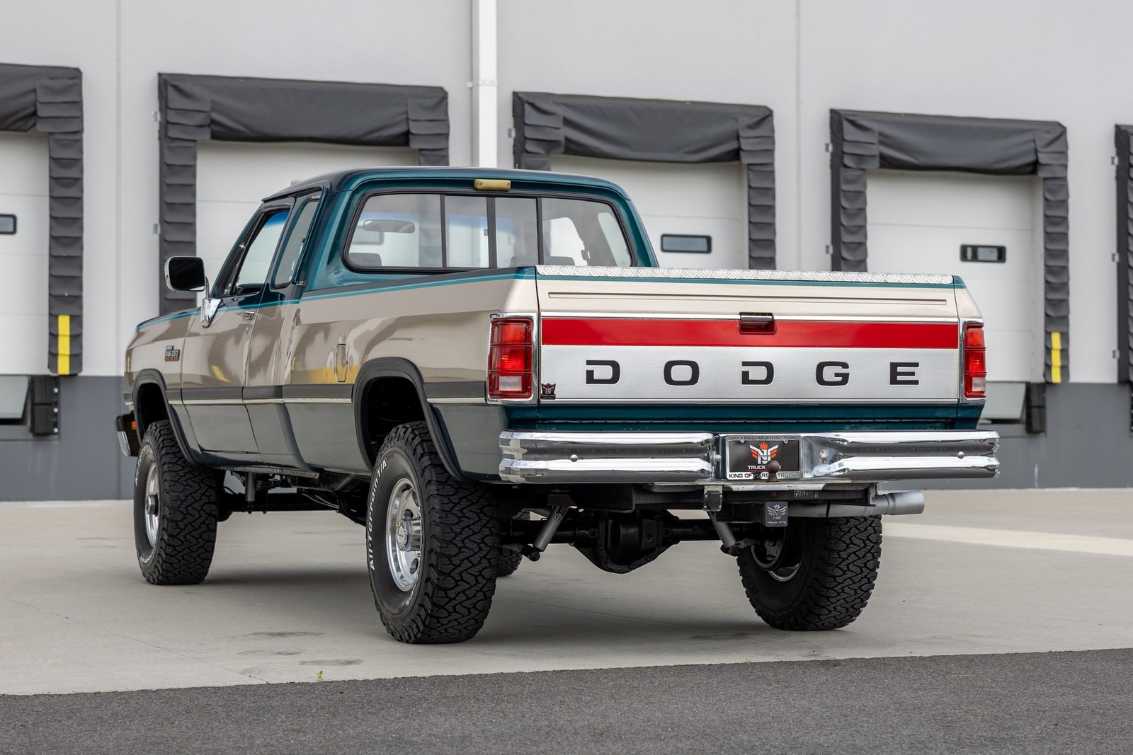 Dodge-D250-W250-1993-Pickup-Truck-10