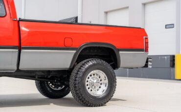 Dodge-D250-W250-1993-Pickup-Truck-11
