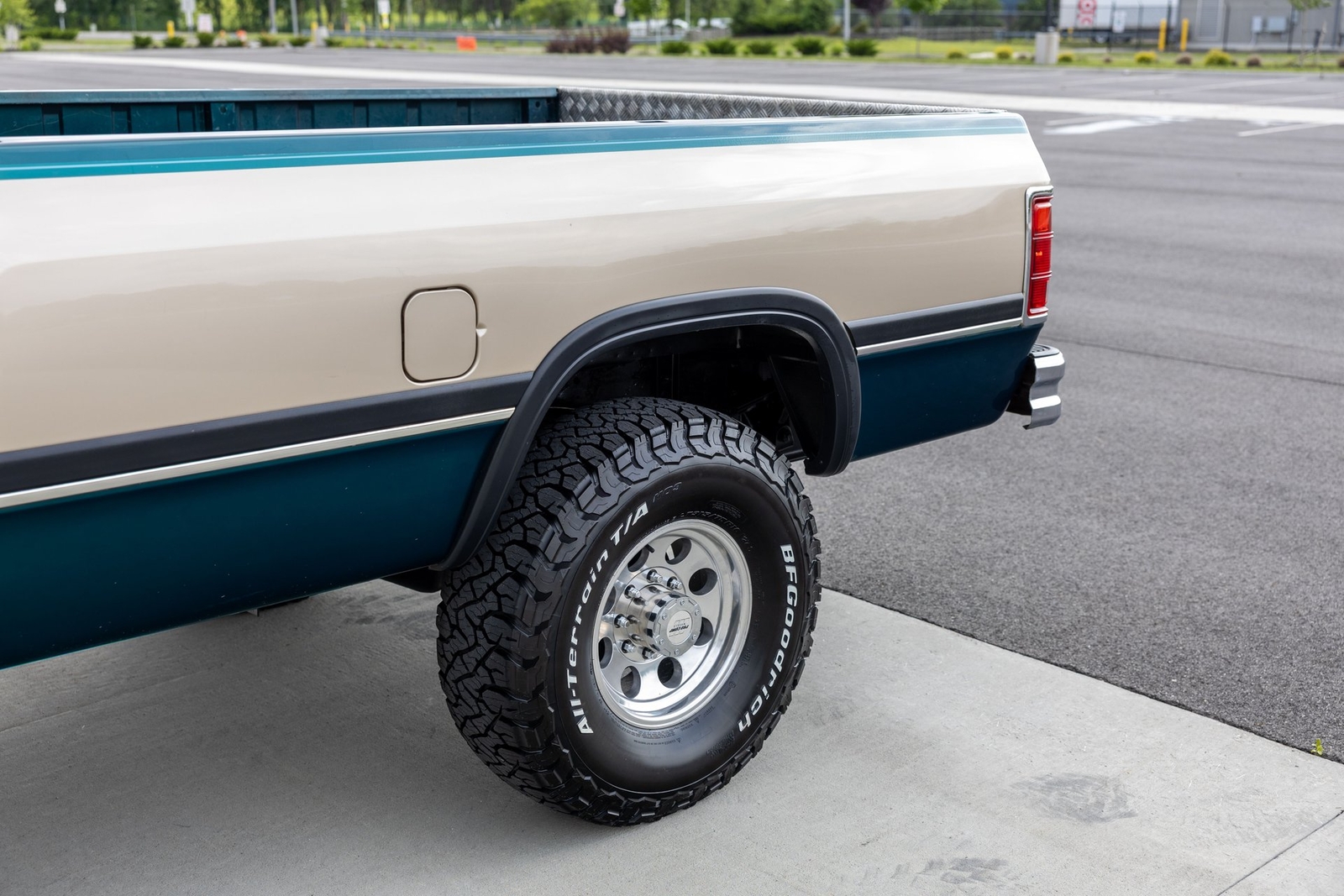 Dodge-D250-W250-1993-Pickup-Truck-17