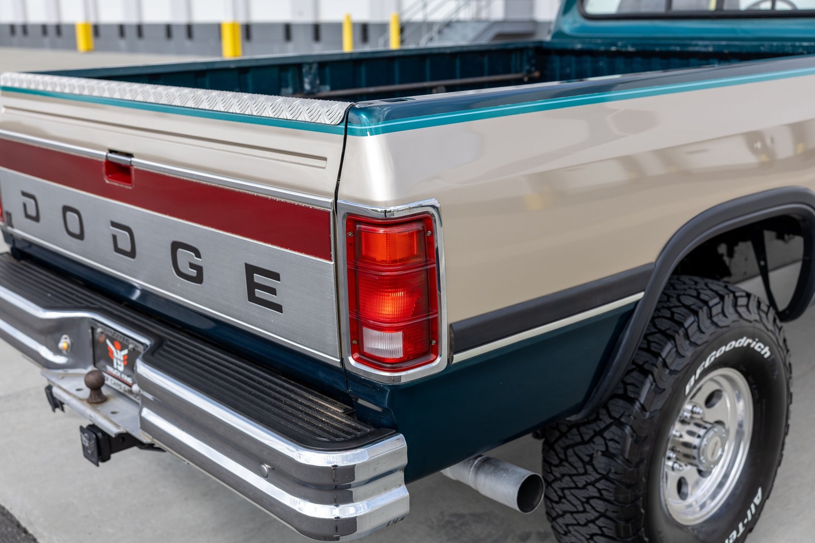 Dodge-D250-W250-1993-Pickup-Truck-19