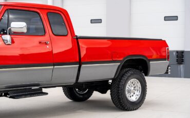 Dodge-D250-W250-1993-Pickup-Truck-2