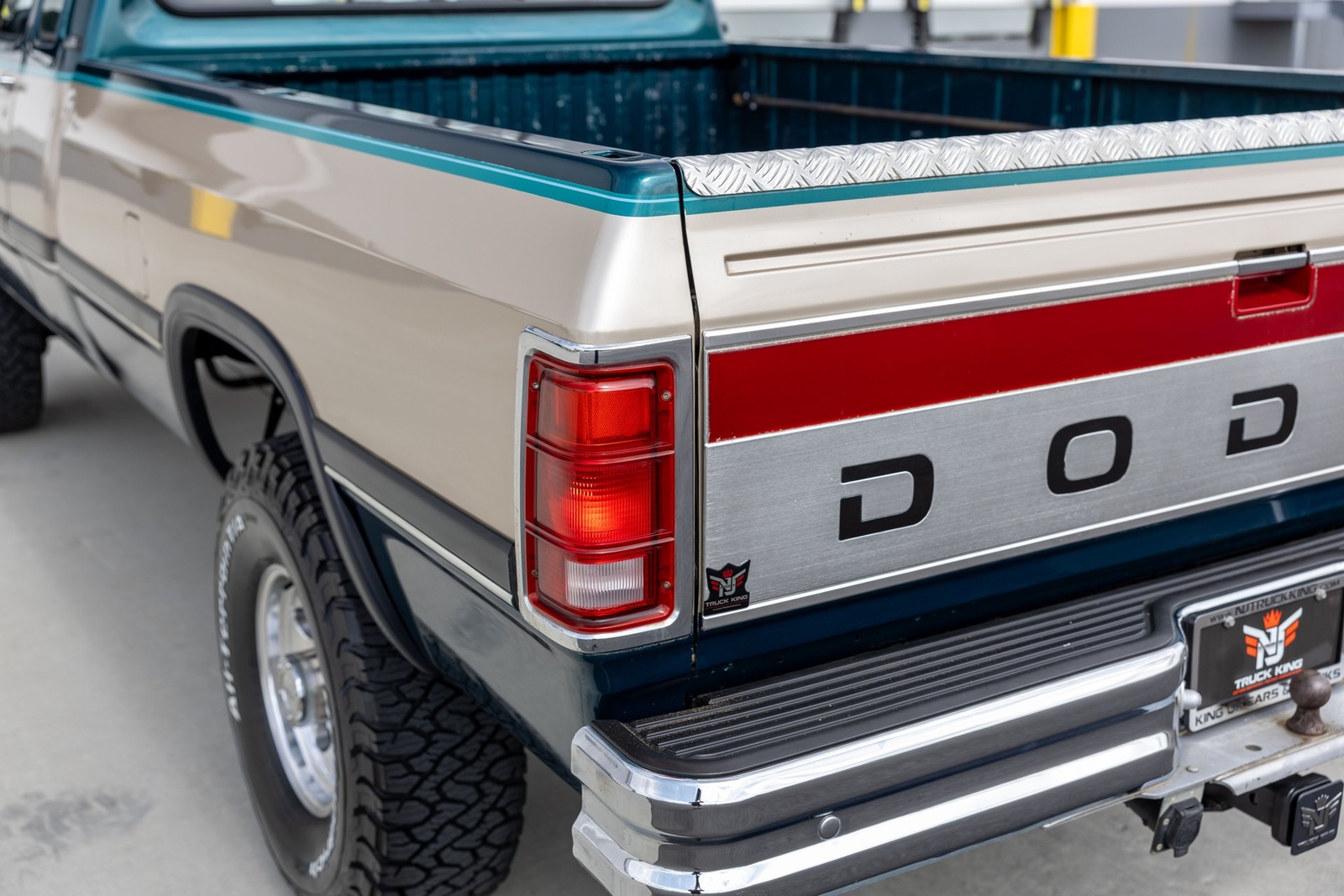 Dodge-D250-W250-1993-Pickup-Truck-20
