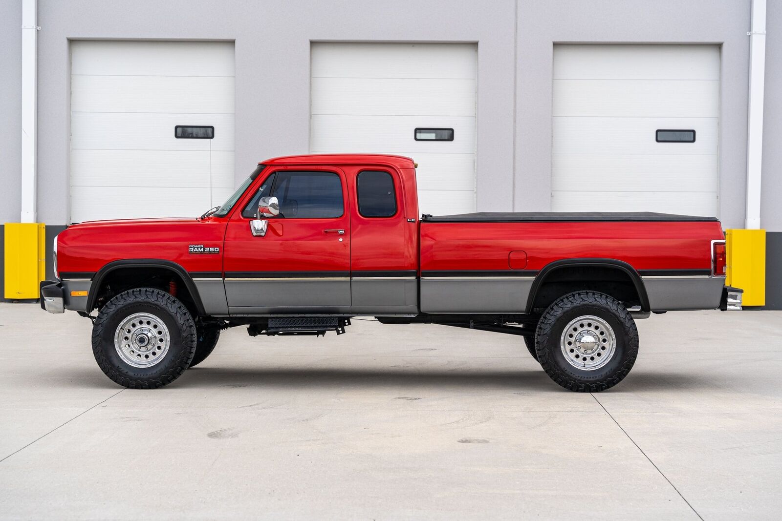 Dodge-D250-W250-1993-Pickup-Truck-26