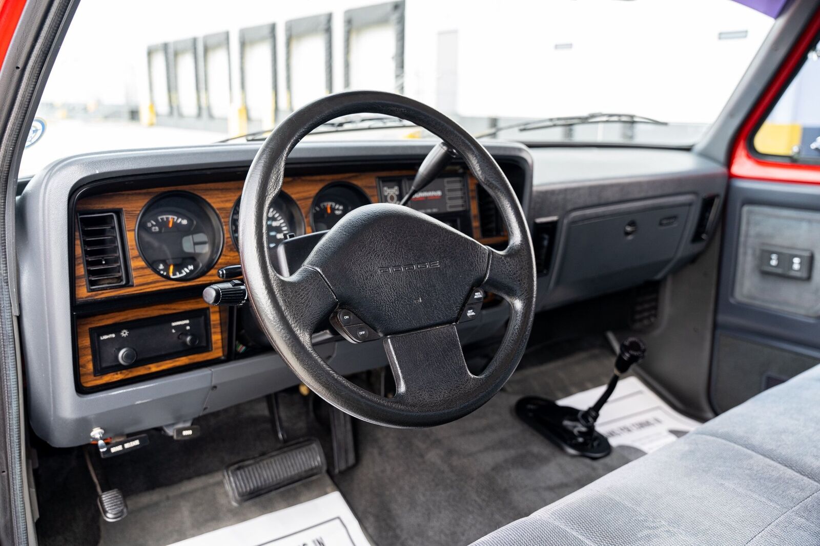 Dodge-D250-W250-1993-Pickup-Truck-35