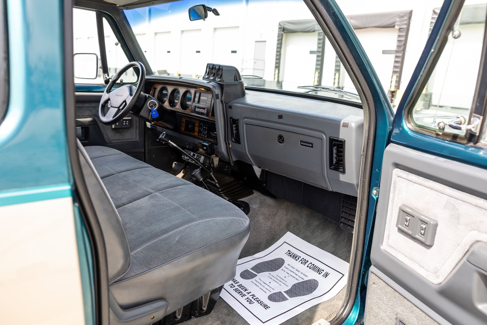 Dodge-D250-W250-1993-Pickup-Truck-37