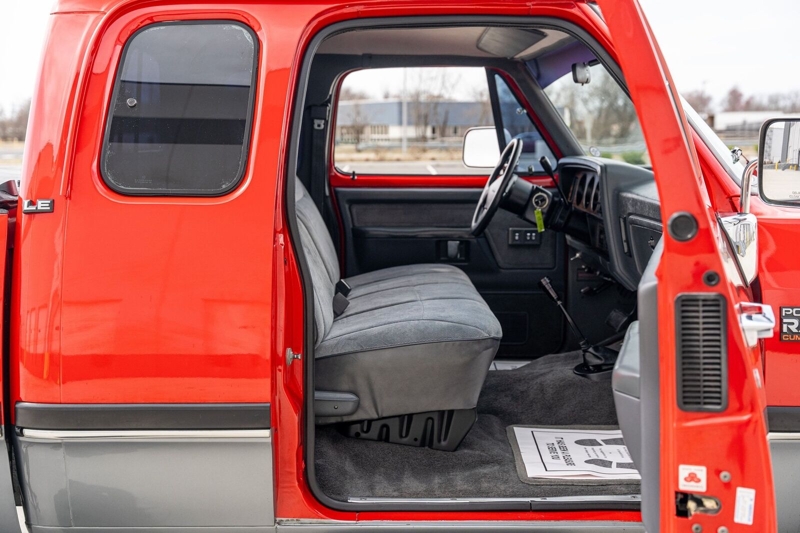 Dodge-D250-W250-1993-Pickup-Truck-38