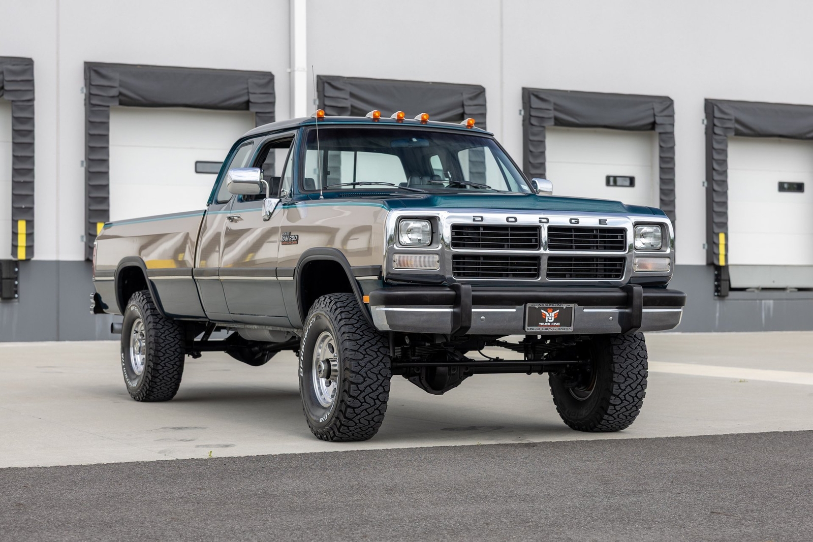 Dodge-D250-W250-1993-Pickup-Truck-5