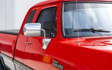 Dodge-D250-W250-1993-Pickup-Truck-9
