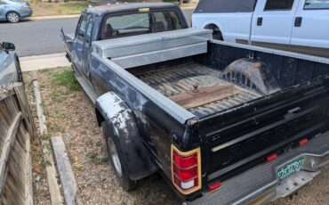 Dodge-D350-diesel-1992-black-6