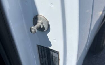 Dodge-Dakota-convertible-1990-white-16