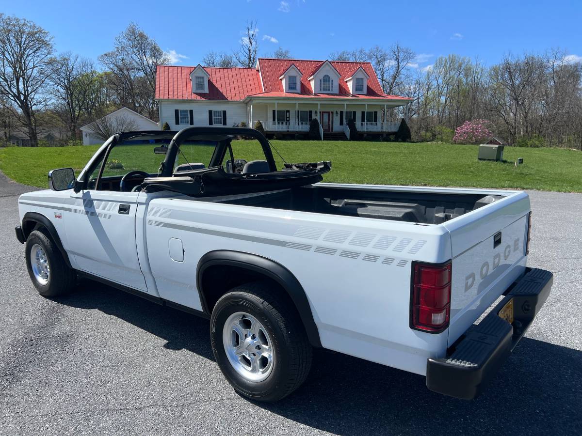 Dodge-Dakota-convertible-1990-white-2