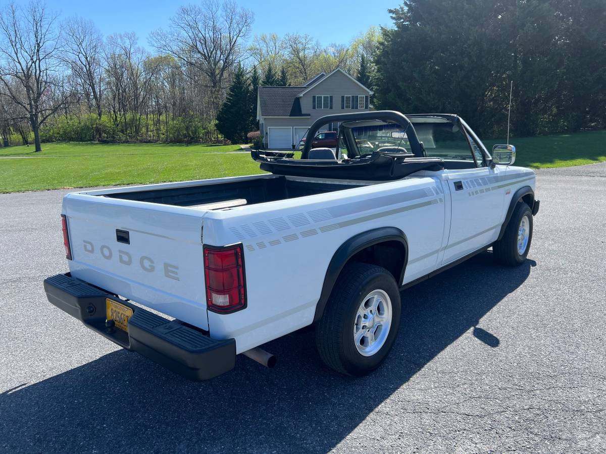 Dodge-Dakota-convertible-1990-white-3