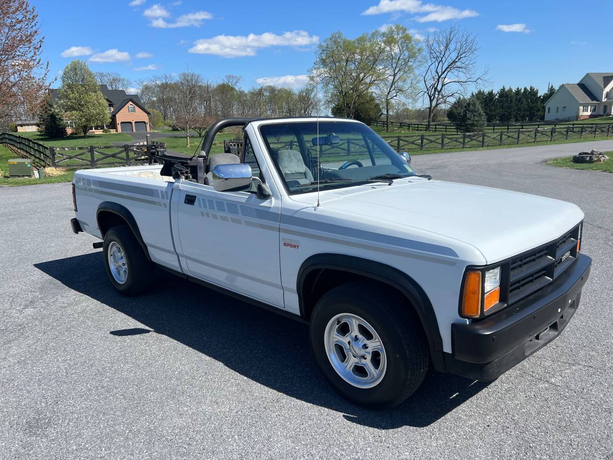 Dodge-Dakota-convertible-1990-white-5