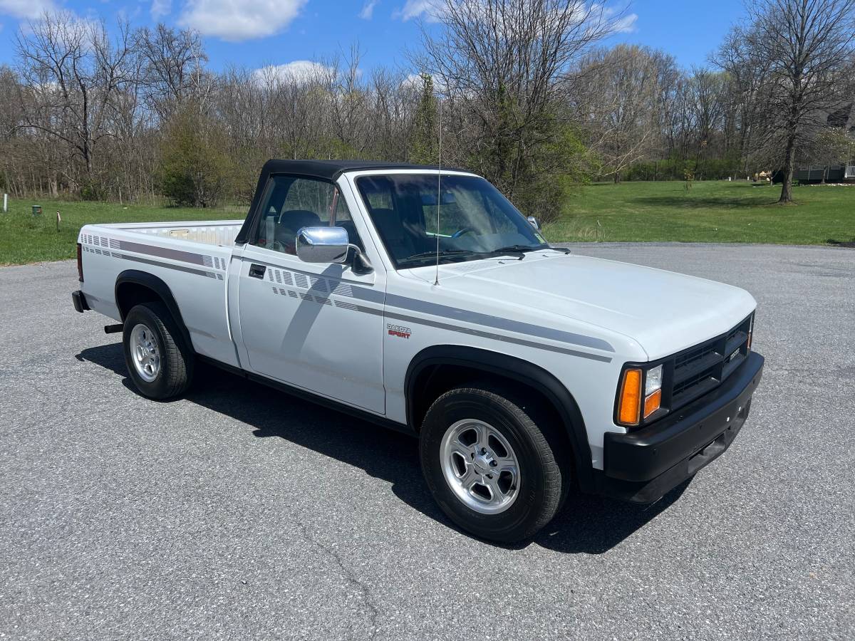 Dodge-Dakota-convertible-1990-white-7