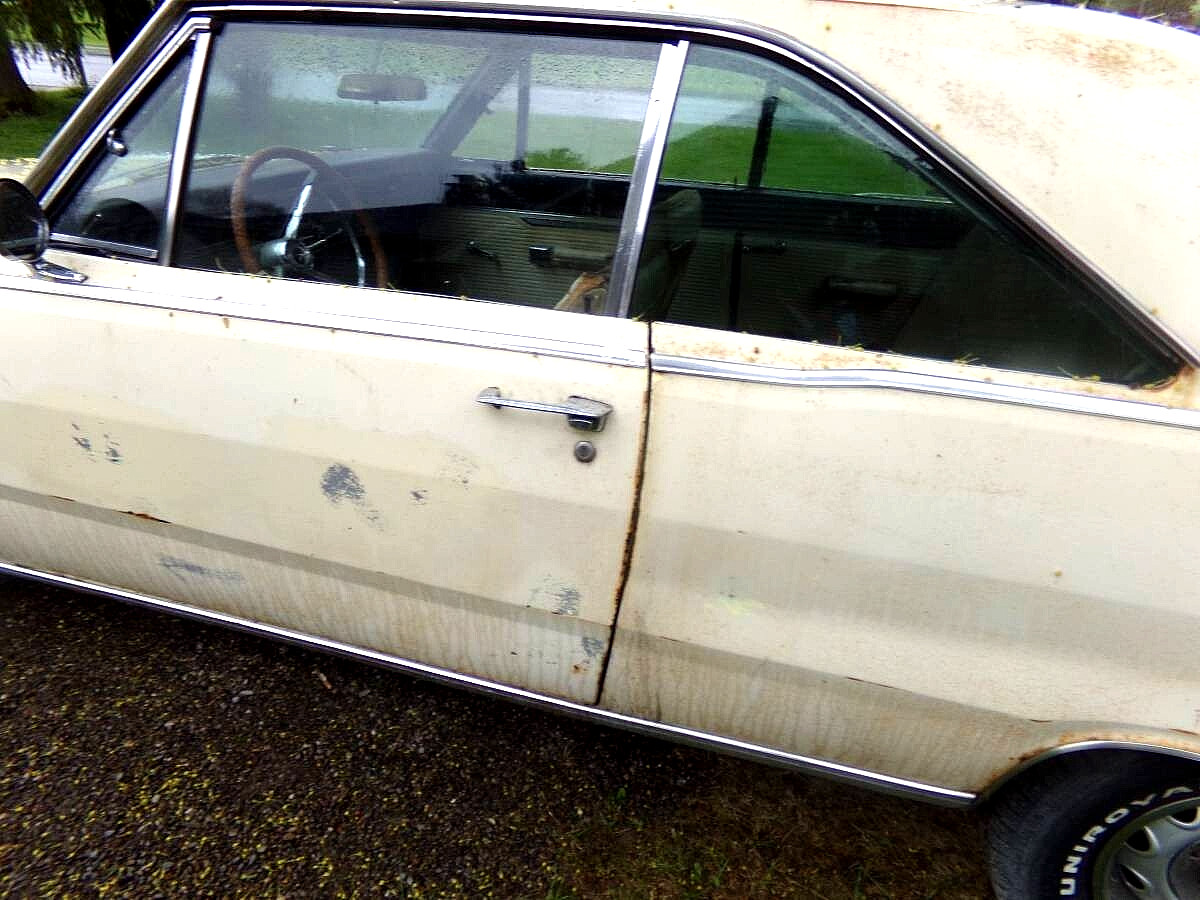 Dodge-Dart-1967-Coupe-4