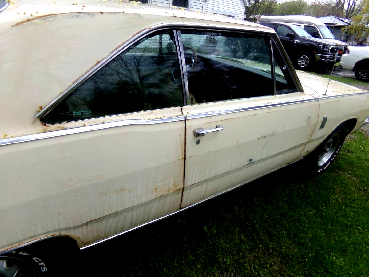 Dodge-Dart-1967-Coupe-8