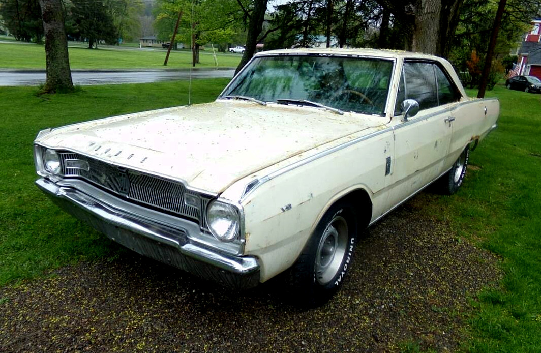 Dodge-Dart-1967-Coupe