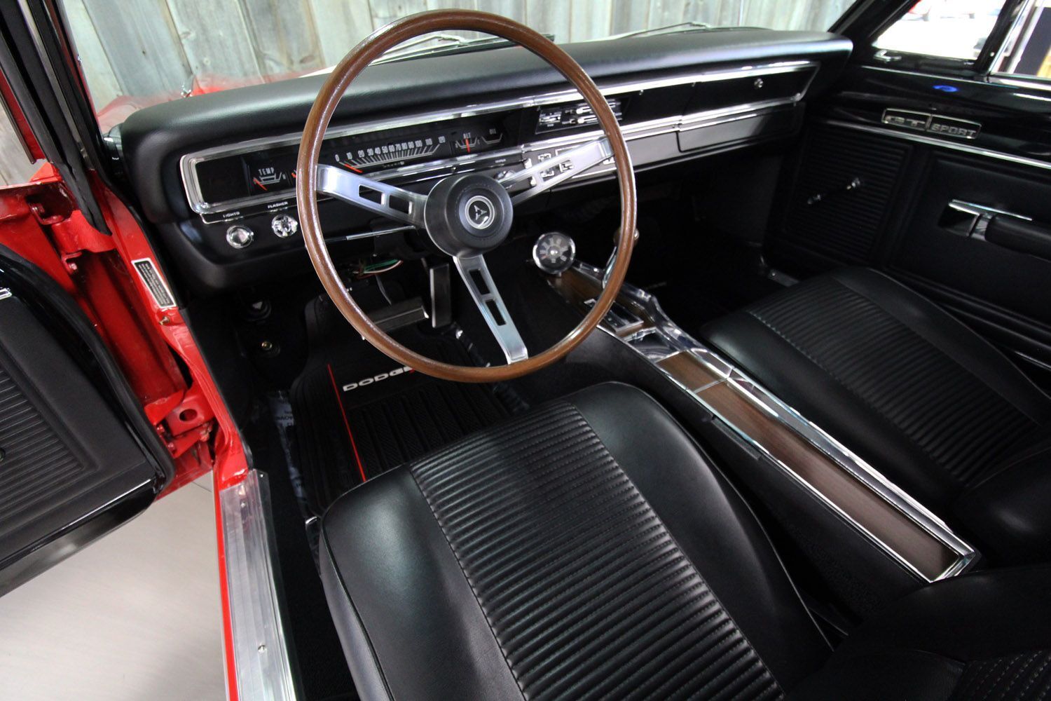 Dodge-Dart-1969-Rotisserie-Restored-19
