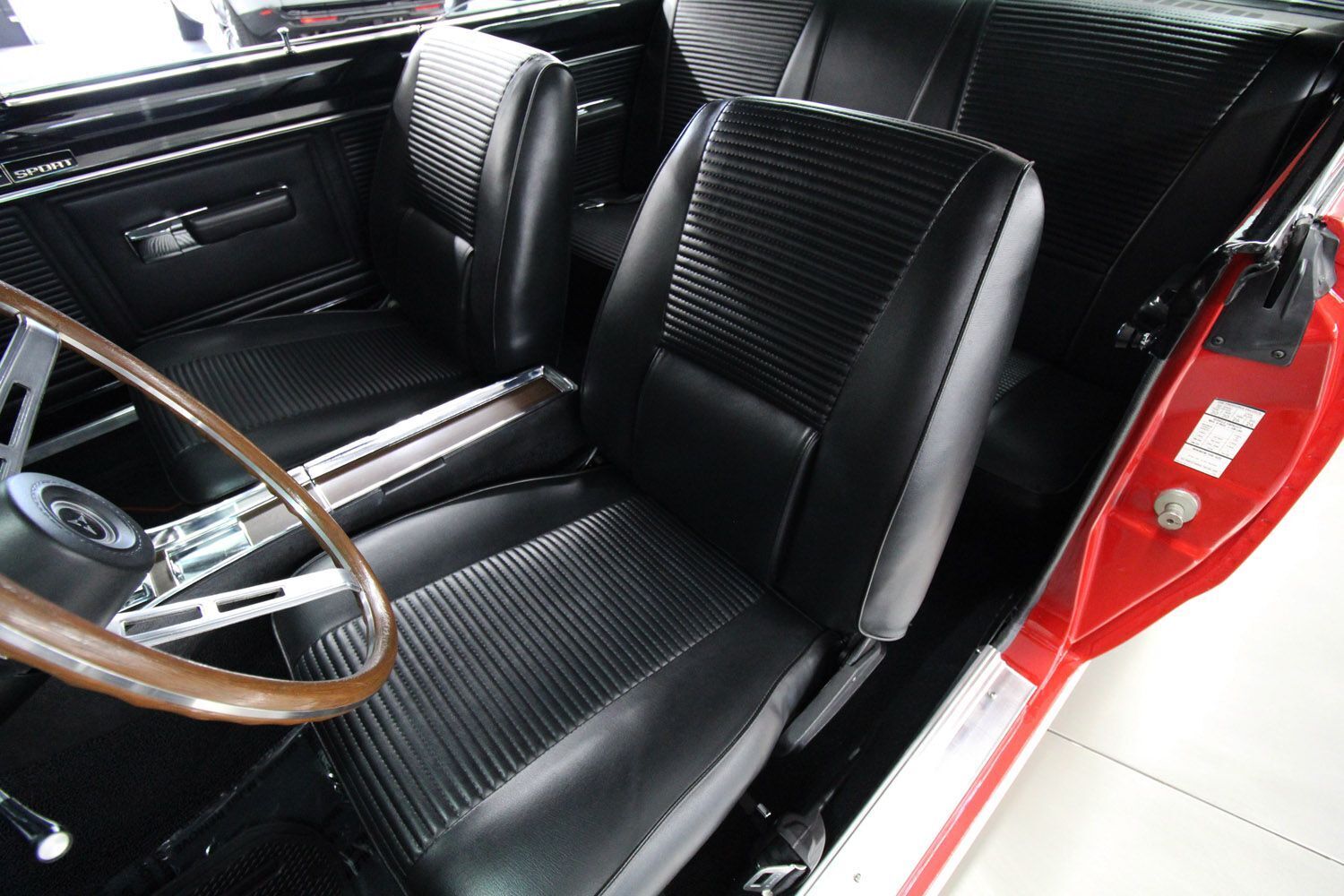 Dodge-Dart-1969-Rotisserie-Restored-24
