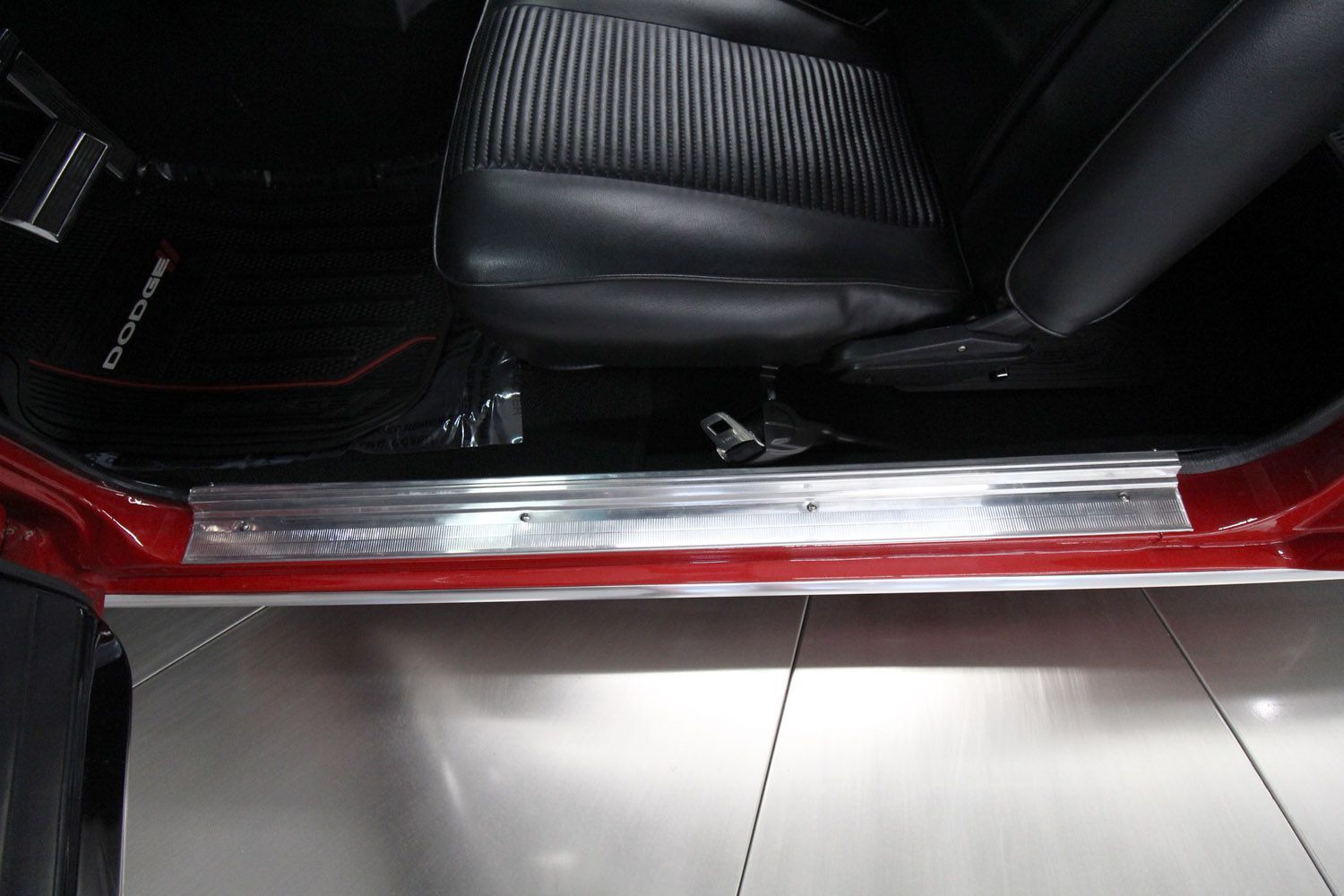 Dodge-Dart-1969-Rotisserie-Restored-36