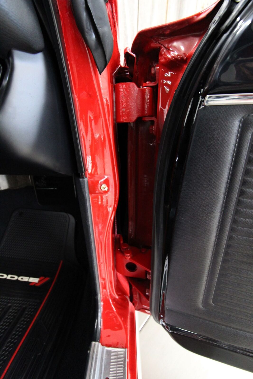 Dodge-Dart-1969-Rotisserie-Restored-39