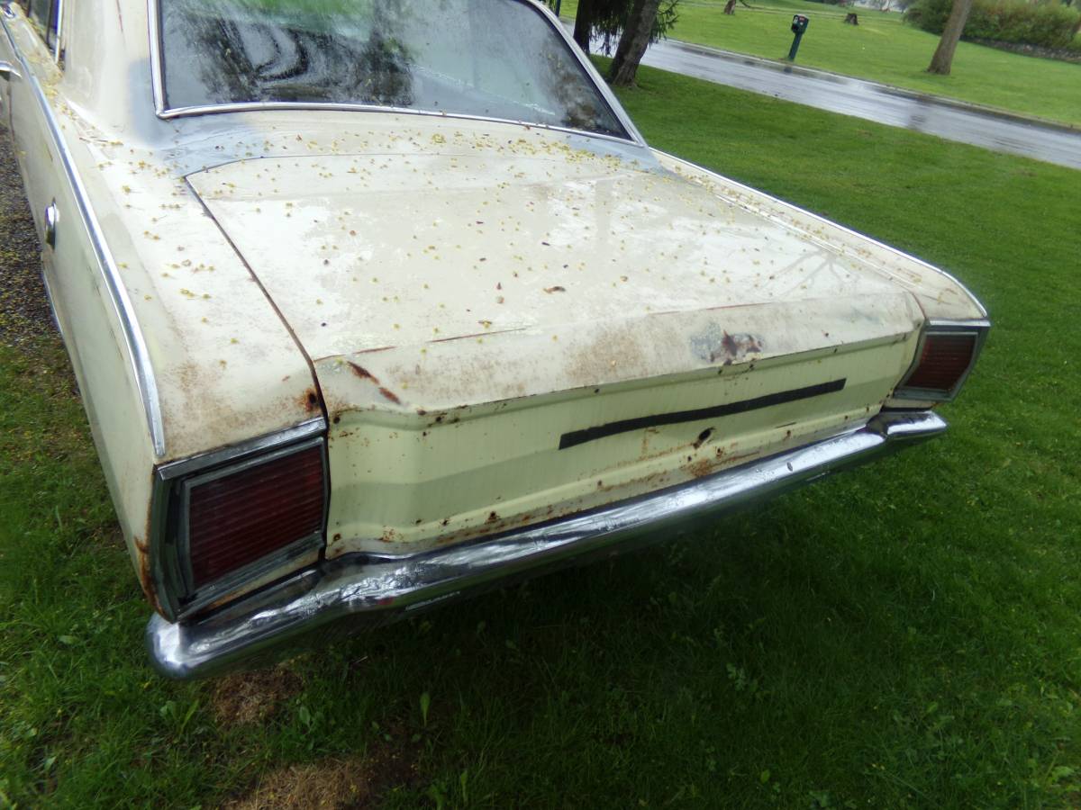 Dodge-Dart-gt-1967-yellow-12