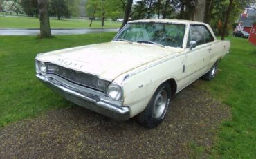 Dodge-Dart-gt-1967-yellow