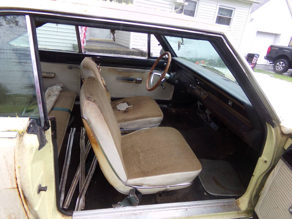 Dodge-Dart-gt-1967-yellow-7
