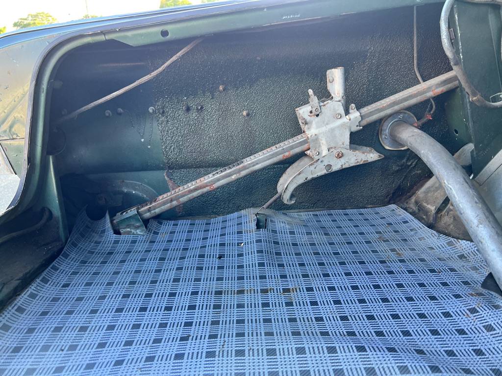 Dodge-Dart-gt-convertible-1966-green-18