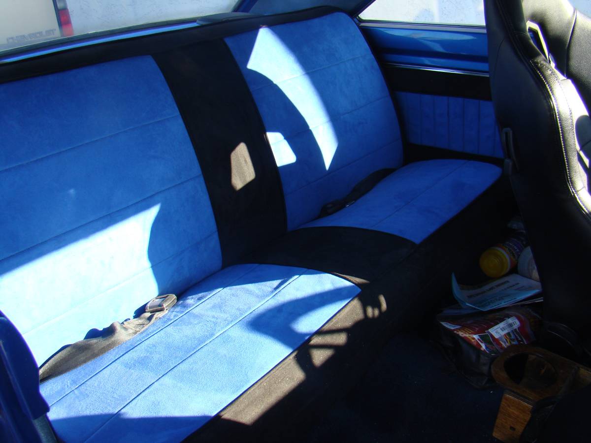 Dodge-Dart-swinger-1972-blue-6