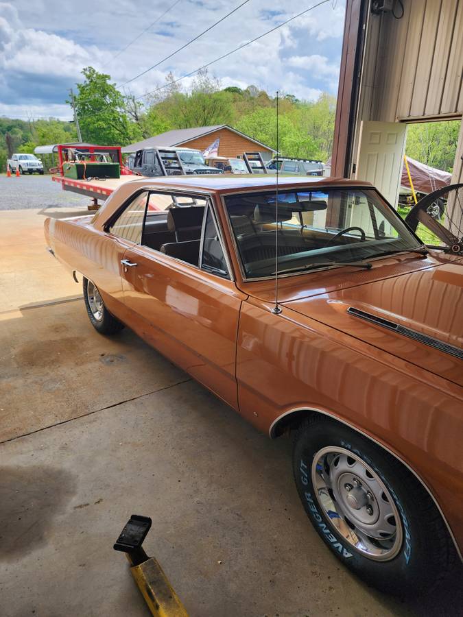 Dodge-Dart-swinger-340-1969-custom-1