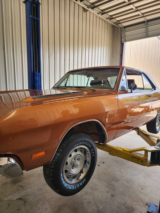 Dodge-Dart-swinger-340-1969-custom-12