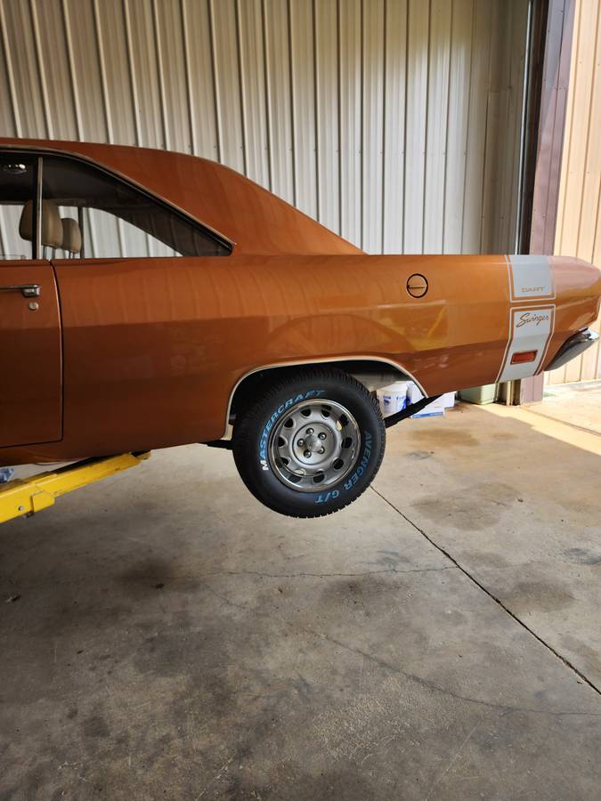 Dodge-Dart-swinger-340-1969-custom-17