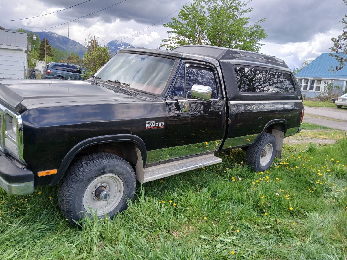 Dodge-Diesel-1993-black-4
