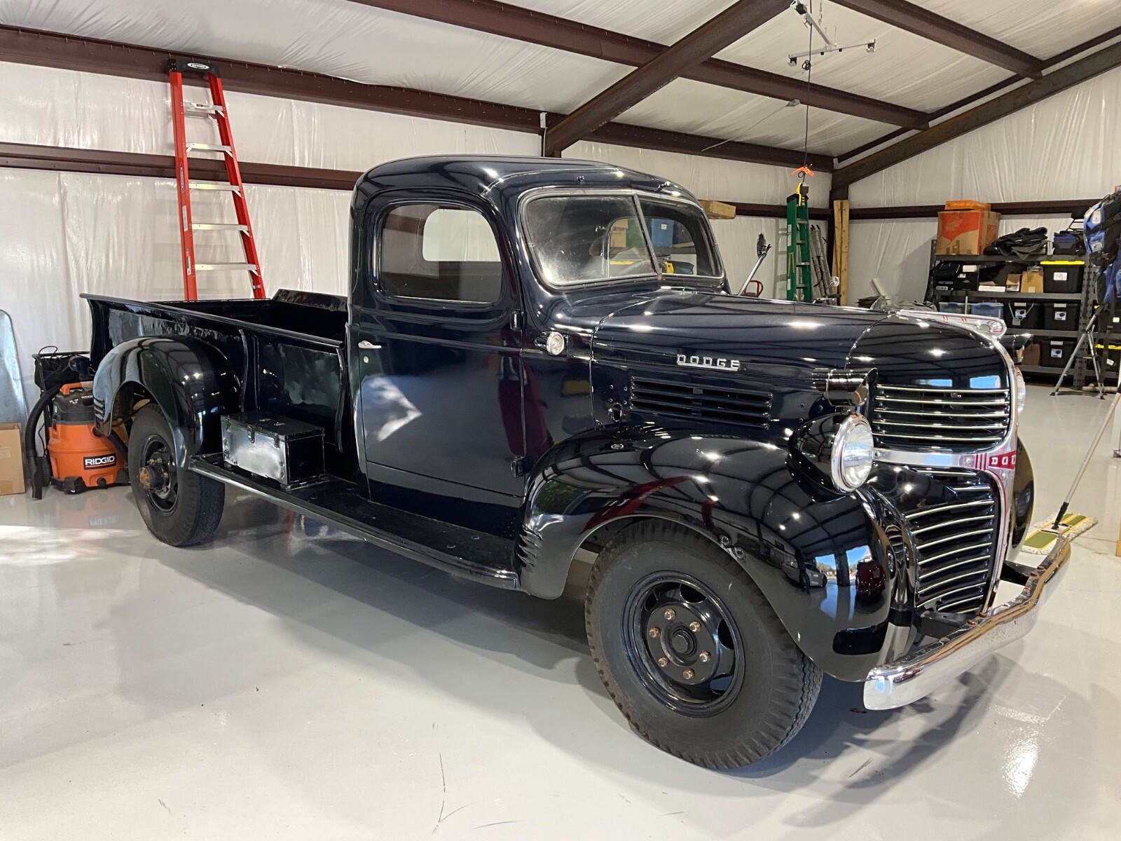Dodge-Other-1947-Standard-Cab-Pickup-2