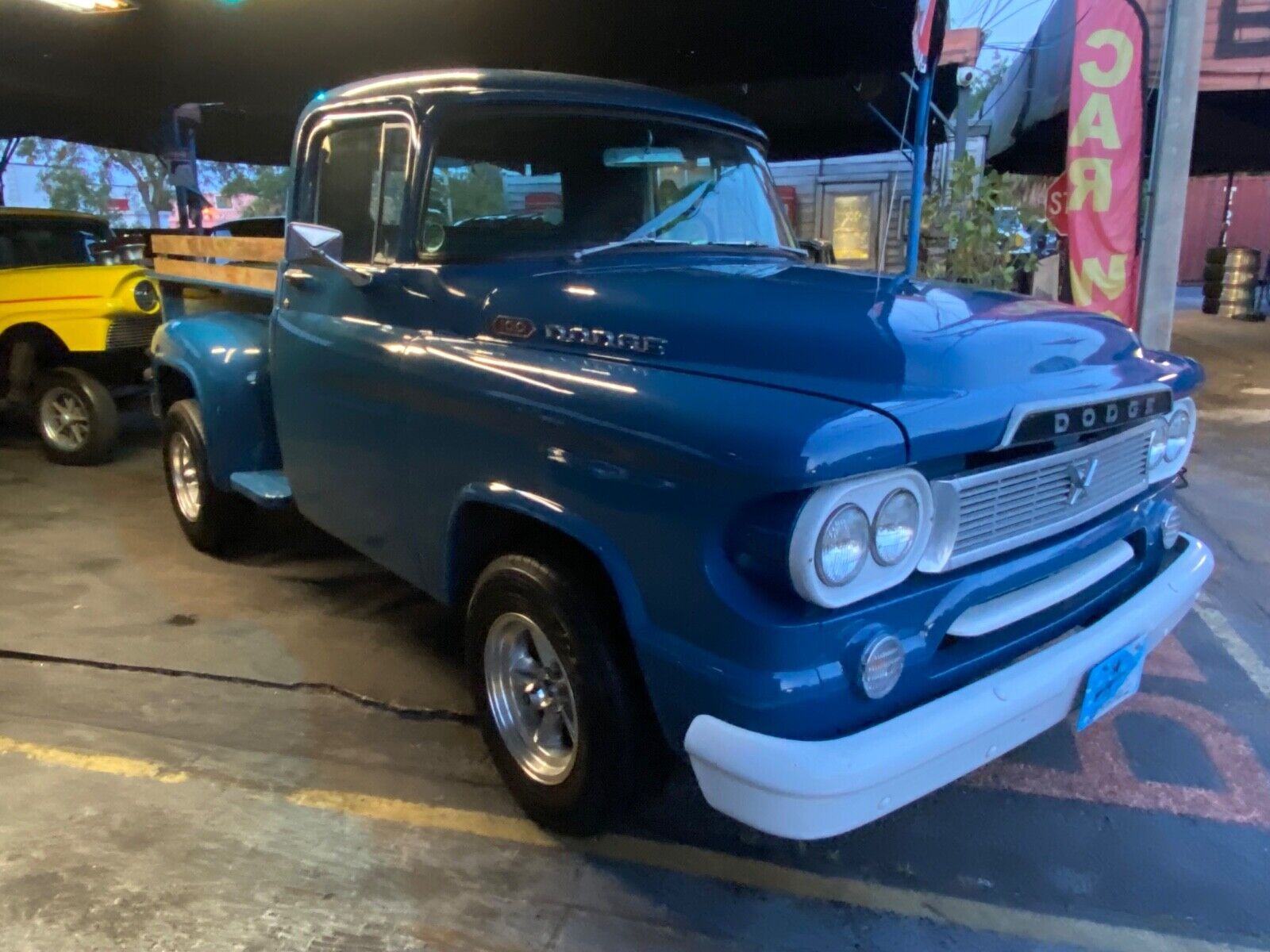 Dodge-Other-Pickups-1960-PICK-UP-2