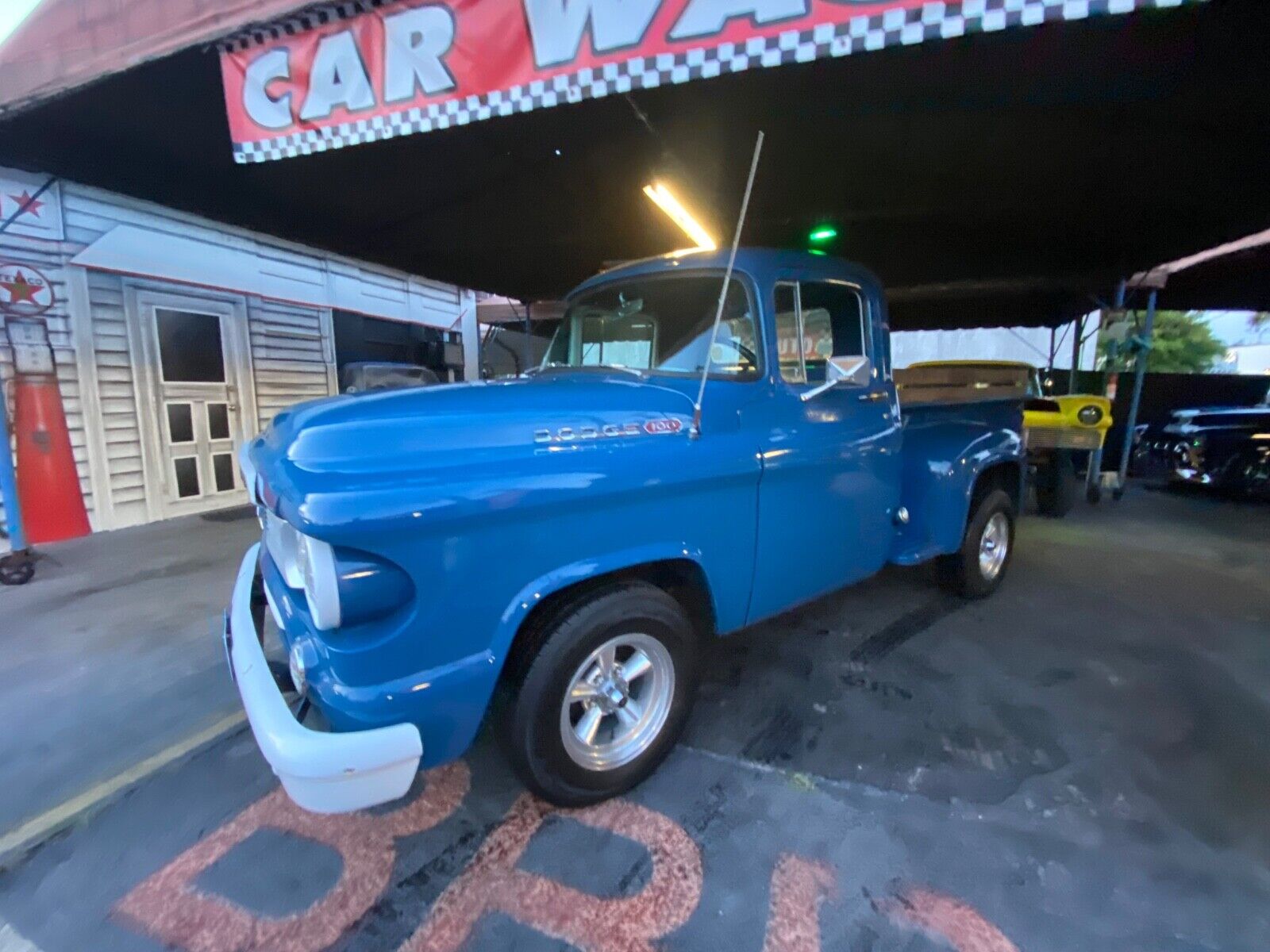 Dodge-Other-Pickups-1960-PICK-UP-29