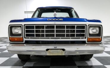 Dodge-Other-Pickups-1984-Pickup-Truck-1