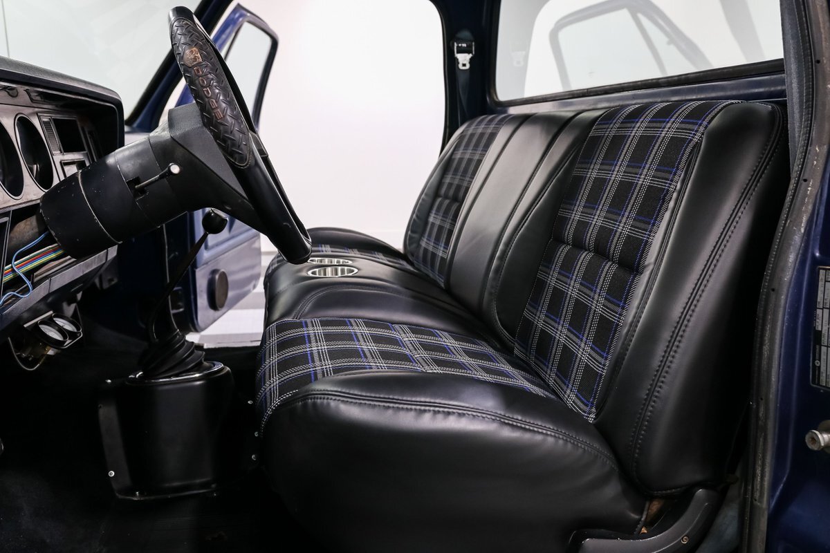 Dodge-Other-Pickups-1984-Pickup-Truck-13