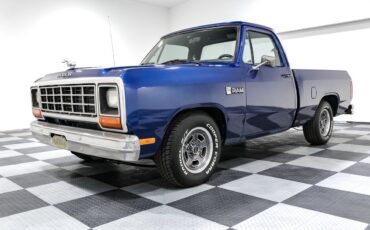 Dodge-Other-Pickups-1984-Pickup-Truck-2