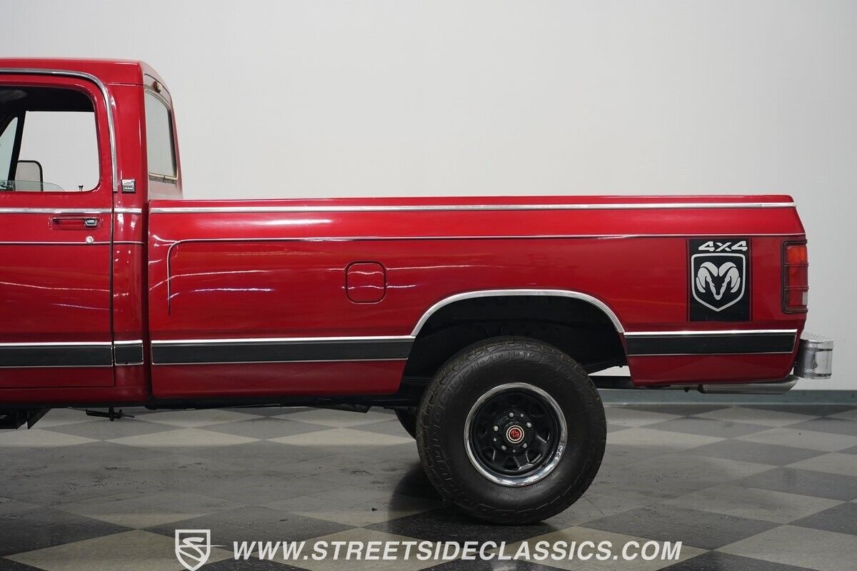 Dodge-Other-Pickups-1985-Pickup-Truck-26